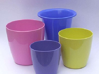 China's plastic product output accounts for 20% of the world's total.